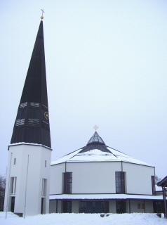 Foto der Kirche Maria Unterm Kreuz in Königsbrunn