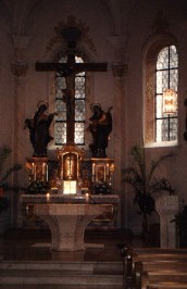 Foto vom Altar in St. Fridolin in Ustersbach