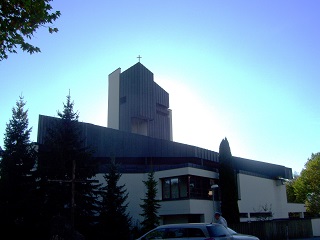 Foto der Kirche Zur Göttlichen Vorsehung in Königsbrunn