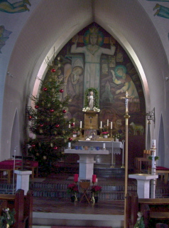 Foto vom Altarraum in St. Nikolaus in Landshausen