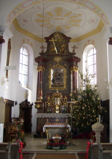 Foto vom Altarraum in St. Georg in Unterbechingen
