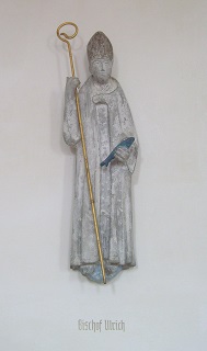 Foto der Ulrichsfigur im Langhaus in St. Ulrich in Rudelstetten
