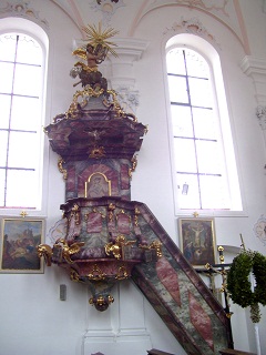 Foto der Kanzel in St. Margaretha in Sulzdorf