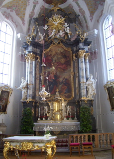 Foto vom Altar in St. Peter in Tapfheim