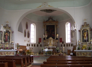 Foto vom Altarraum in St. Martin in Oberreute