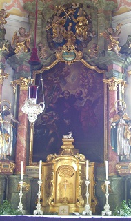 Foto vom Altar in St. Benedikt in Untermühlhausen