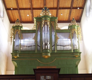 Foto der Orgel in St. Martin in Langenau