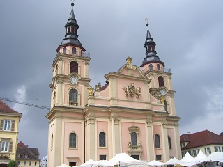 Foto der Stadtkirche in Ludwigsburg