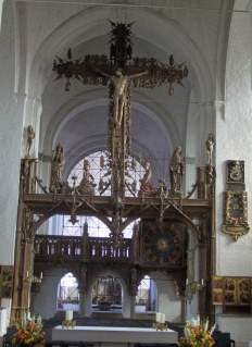Foto vom Altarraum im Dom zu Lübeck