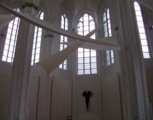 Foto vom Altarraum in der Kulturkirche St. Petri in Lübeck