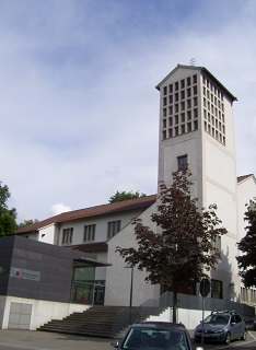 Foto der Kirche Zur Heiligen Familie in Marbach