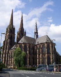 Foto der Elisabethkirche in Marburg