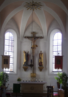 Foto vom Altar in St. Ulrich in Aitrang