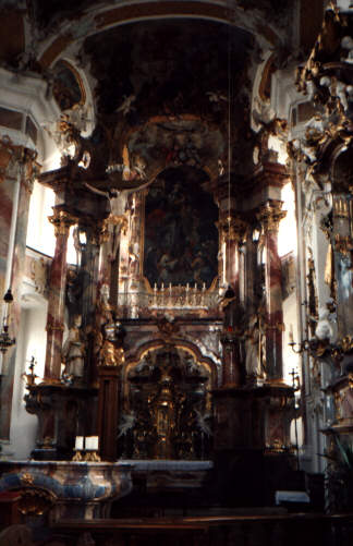 Foto vom Hochaltar in St. Maria in Steinbach