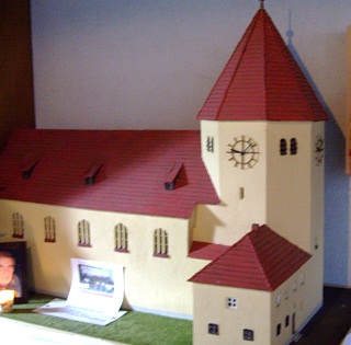 Foto vom Kirchenmodell von Mariä Himmelfahrt in Mering-St. Afra