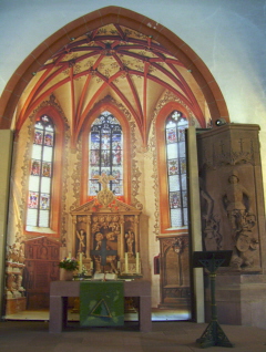 Foto vom Altar in St. Michael in Michelstadt