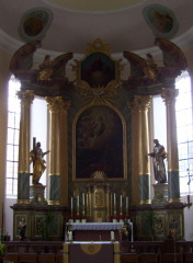 Foto vom Altar in St. Johannes in Weilbach