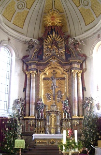 Foto vom Altar in St. Stephan in Pfaffenhausen