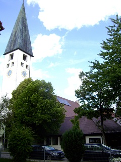 Foto der Apostelkirche in München-Solln
