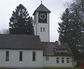 Foto der Friedenskirche in München-Trudering