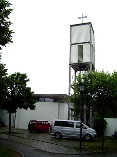 Foto der Hoffnungskirche in München-Freimann