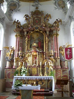 Foto vom Altar in St. Johann Baptist in Straß