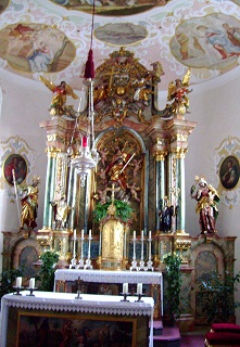 Foto vom Altar in St. Quirinus in Ammerfeld