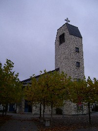 Foto der Apostelkirche in Neuburg/Donau