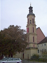 Foto der Heilig-Geist-Kirche in Neuburg