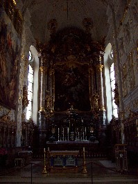 Foto vom Altar in Mariä Himmelfahrt in Neuburg/Donau