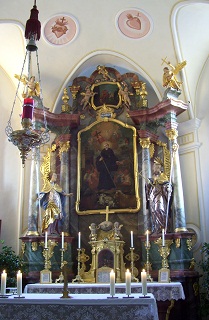 Foto vom Altar in St. Leonhard in Kienberg