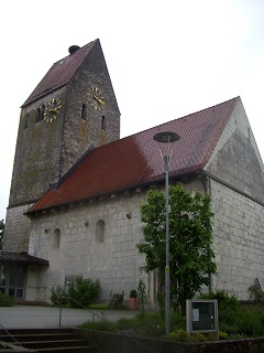 Foto der alten Kirche St. Andreas in Bad Gögging