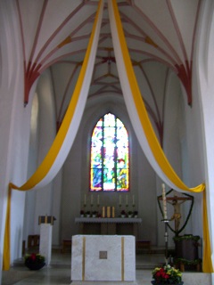 Foto vom Altar in St. Laurentius in Neustadt a.d.Donau