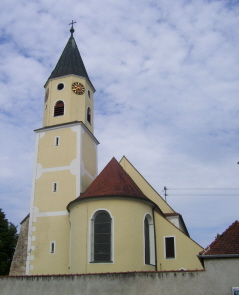 Foto der Peter und Paul Kirche in Grosselfingen
