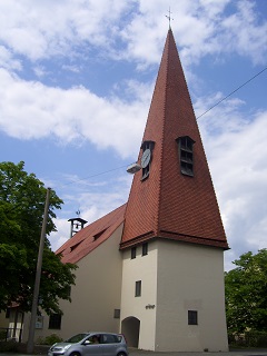 Foto der Erlöserkirche in Nürnberg-Leyh