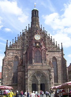 Foto der Frauenkirche in Nürnberg