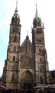 Foto der Lorenzkirche in Nürnberg