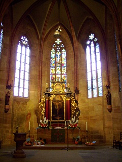 Foto vom Altarraum in St. Nikolaus und Ulrich in Mögeldorf