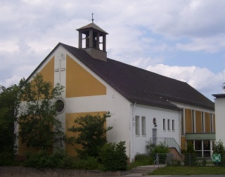 Foto der Kirche Zu den Heiligen Schutzengeln in Nrnberg