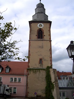 Foto vom Turm von St. Peter und Paul in Obernburg