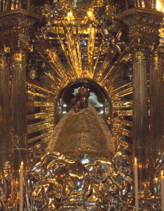 Foto der Muttergottes am Gnadenaltar der Basilika Mariazell