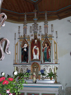 Foto vom Altarraum der Ulrichskapelle bei Möggers