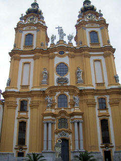 Foto der Stiftskirche Melk