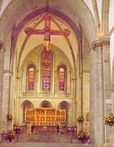Foto vom Altar im Dom St. Petrus in Osnabrück
