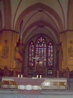 Foto vom Altarraum im Dom St. Liborius in Paderborn
