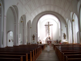 Foto vom Altarraum in St. Marien in Paderborn-Sande