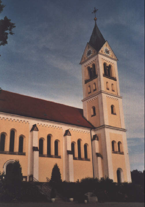 Foto der kath. Kirche in Ortenburg 