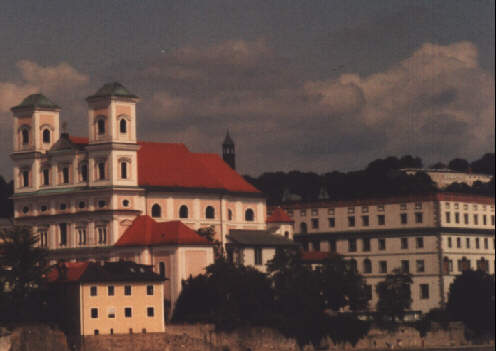Foto der Klosterkirche St. Michael in Passau