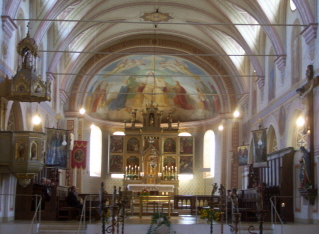 Foto vom Altarraum in St. Arsatius in Ilmmünster