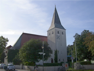 Foto der Kreuzkirche in Pfaffenhofen an der Ilm